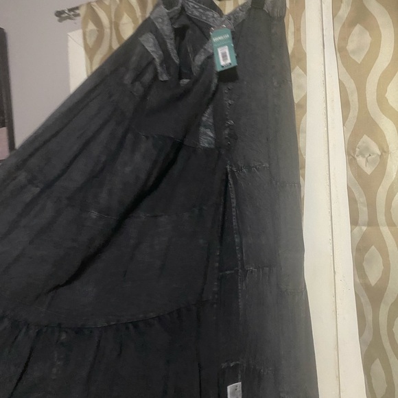 Earthbound Elegant Gray Women's Skirt - Picture 3 of 6